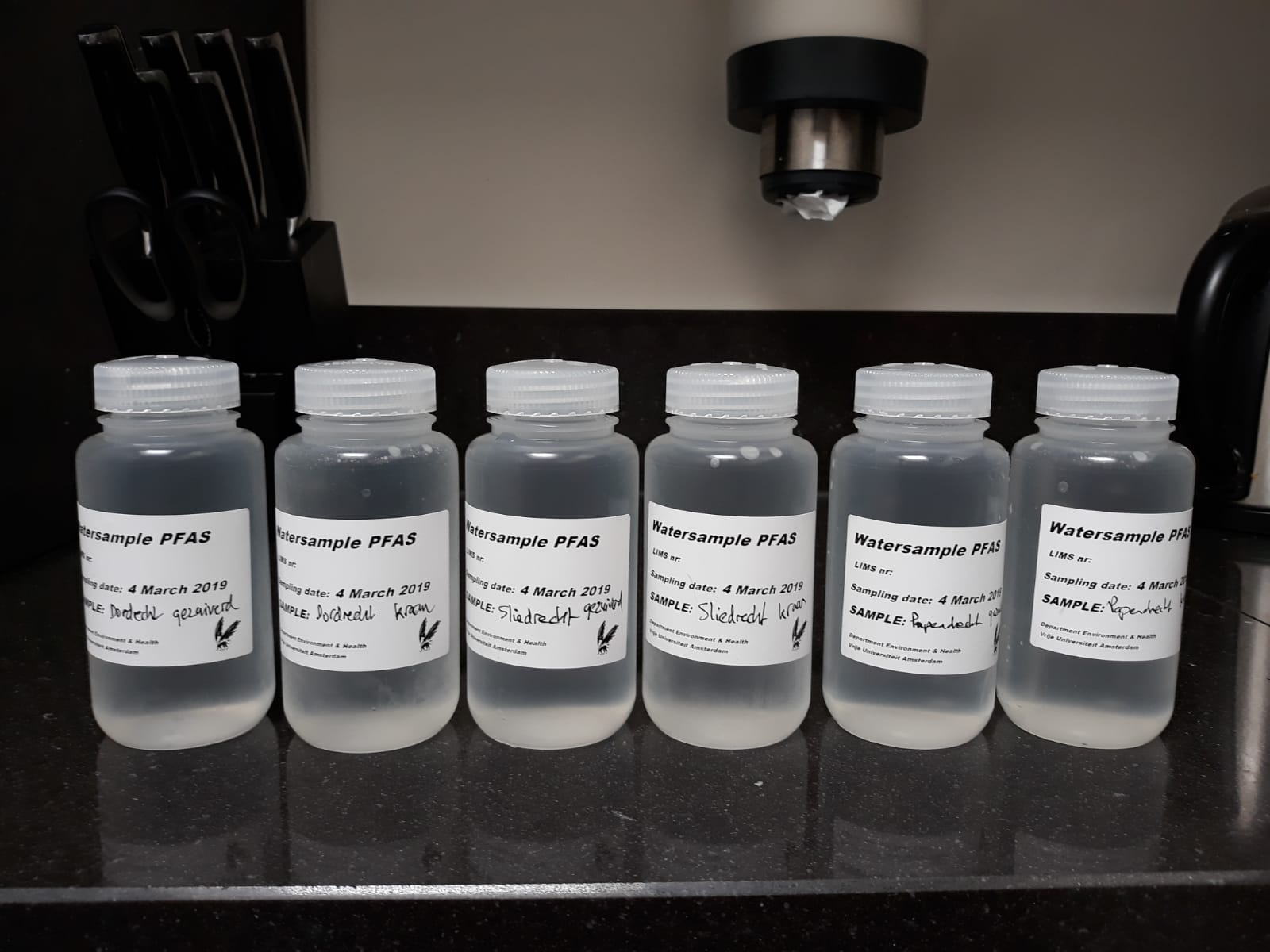 Water bemonstering voor filtratie Gen X, C8 onderzoek